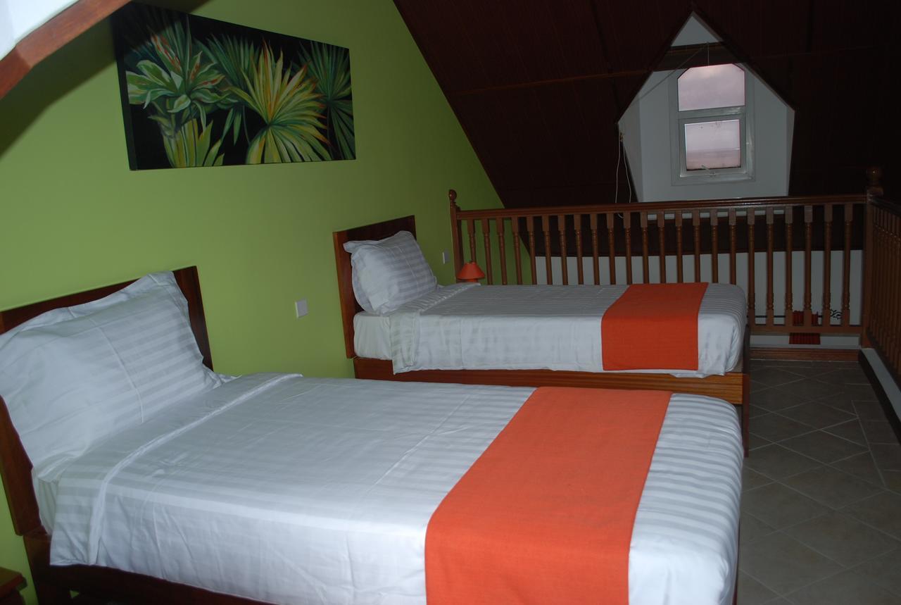 Sunset Reef Resort & Spa Pointe aux Piments Luaran gambar