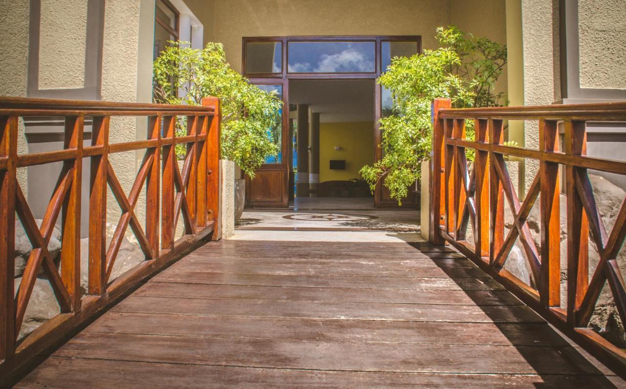 Sunset Reef Resort & Spa Pointe aux Piments Luaran gambar