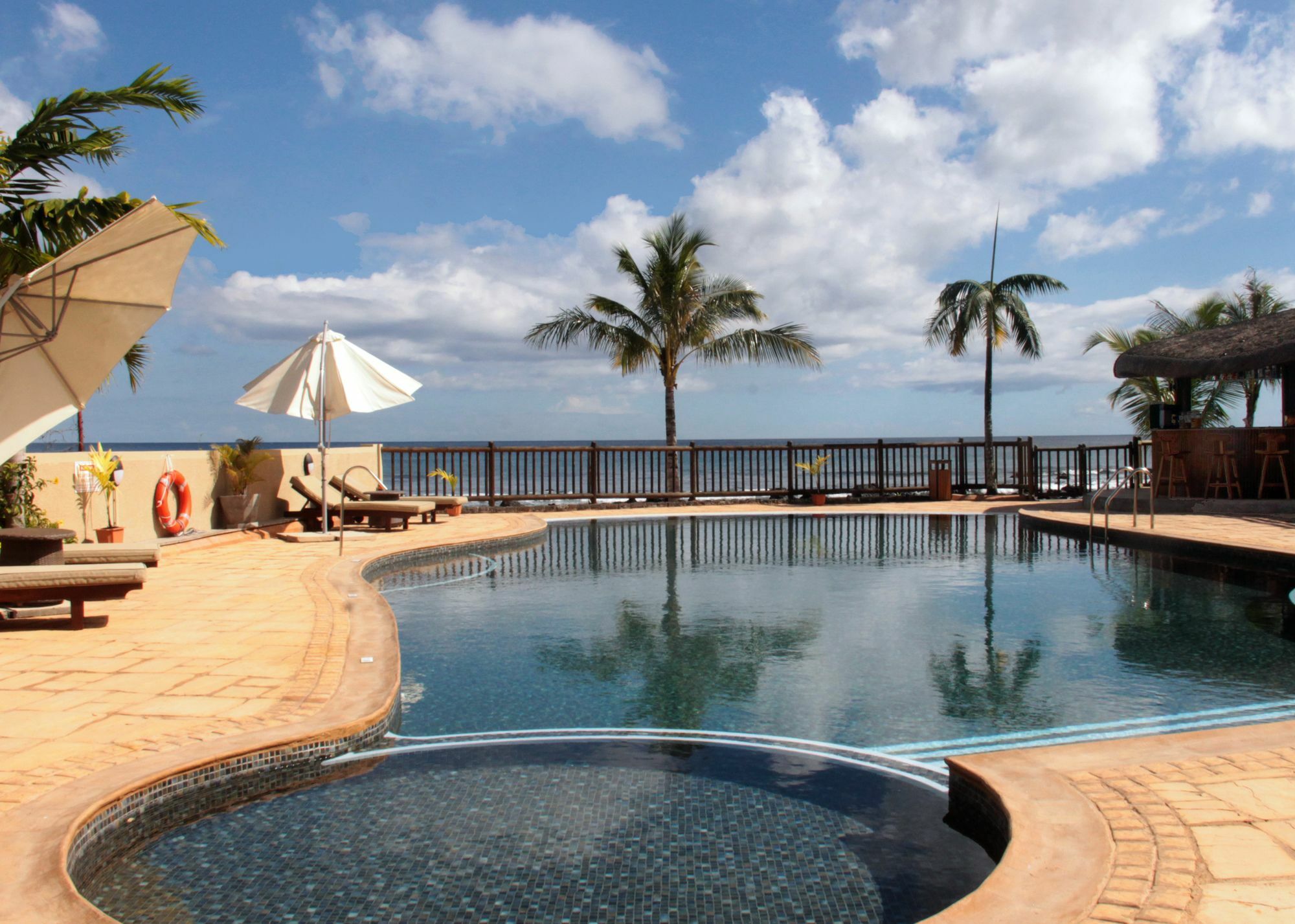 Sunset Reef Resort & Spa Pointe aux Piments Luaran gambar