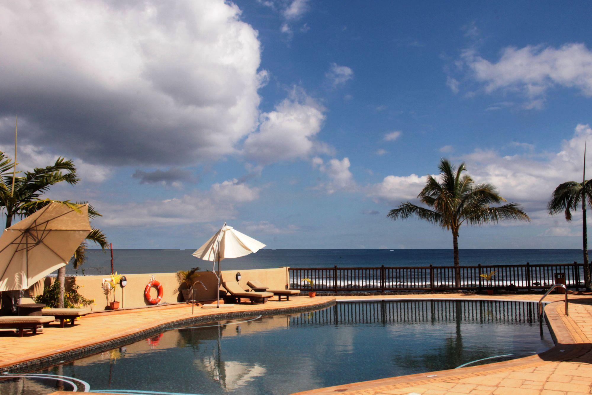 Sunset Reef Resort & Spa Pointe aux Piments Luaran gambar