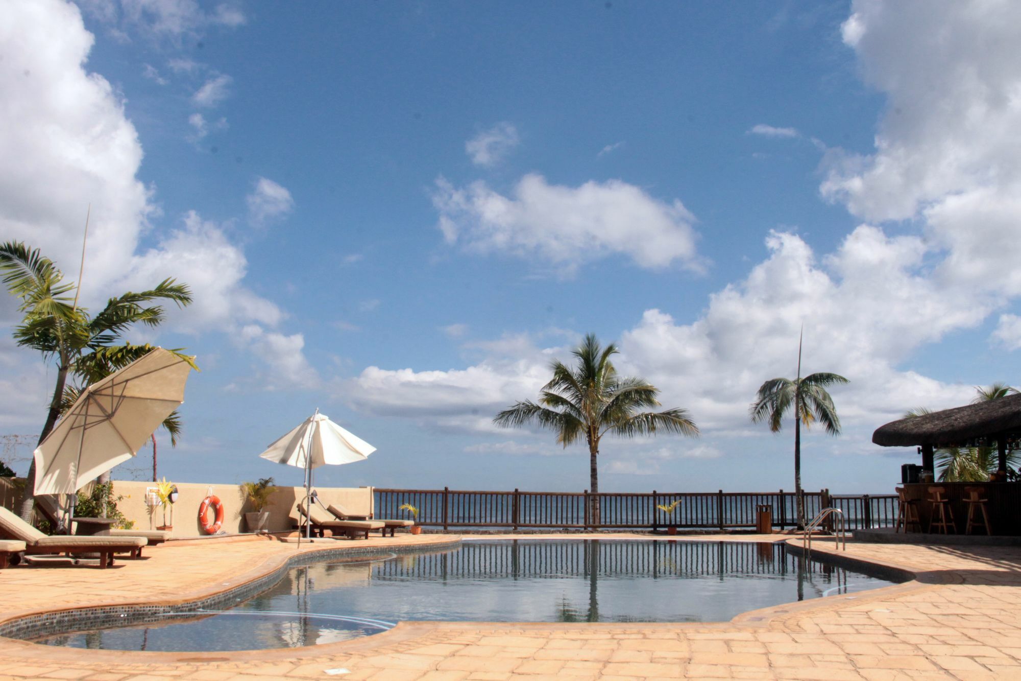 Sunset Reef Resort & Spa Pointe aux Piments Luaran gambar