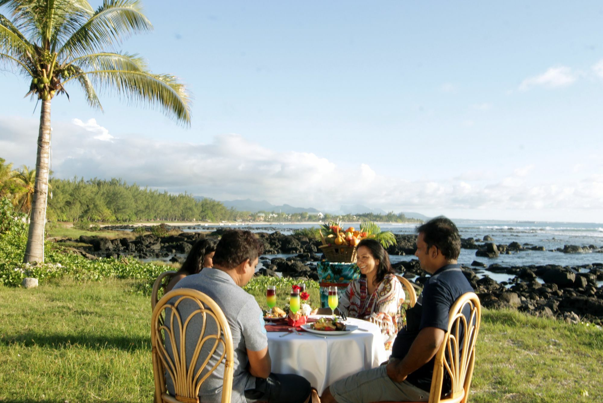 Sunset Reef Resort & Spa Pointe aux Piments Luaran gambar